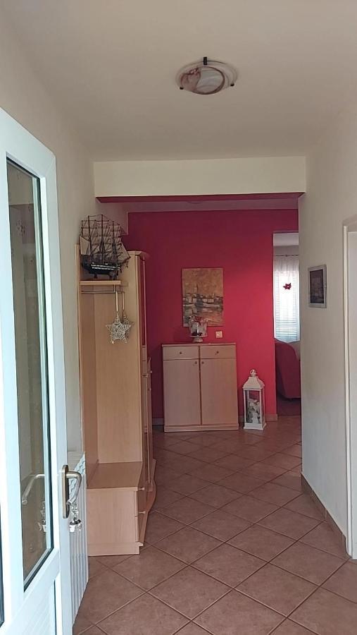 Apartmani Katarina Mundanije Buitenkant foto