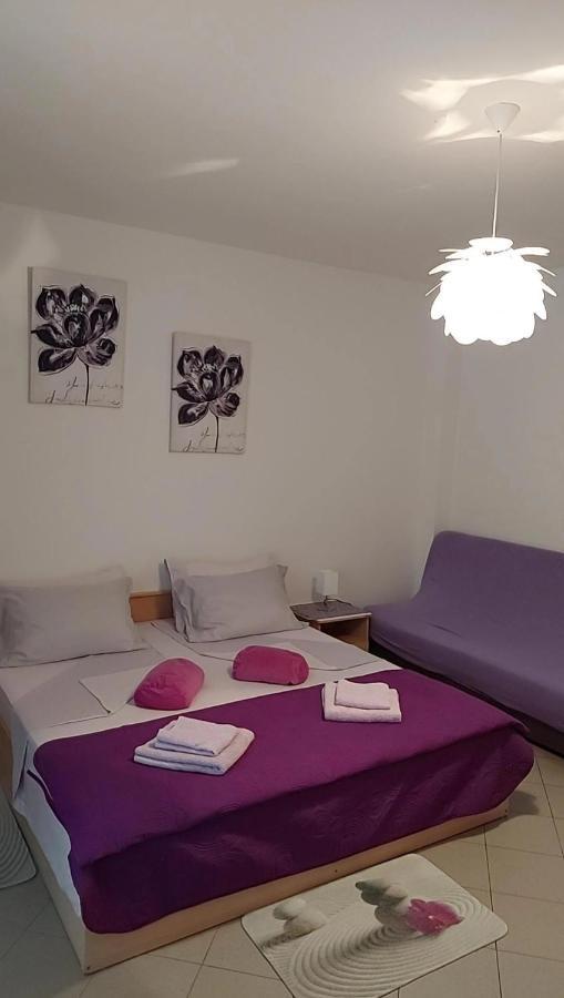 Apartmani Katarina Mundanije Buitenkant foto