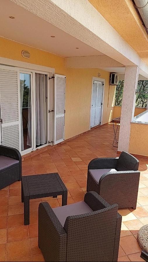 Apartmani Katarina Mundanije Buitenkant foto