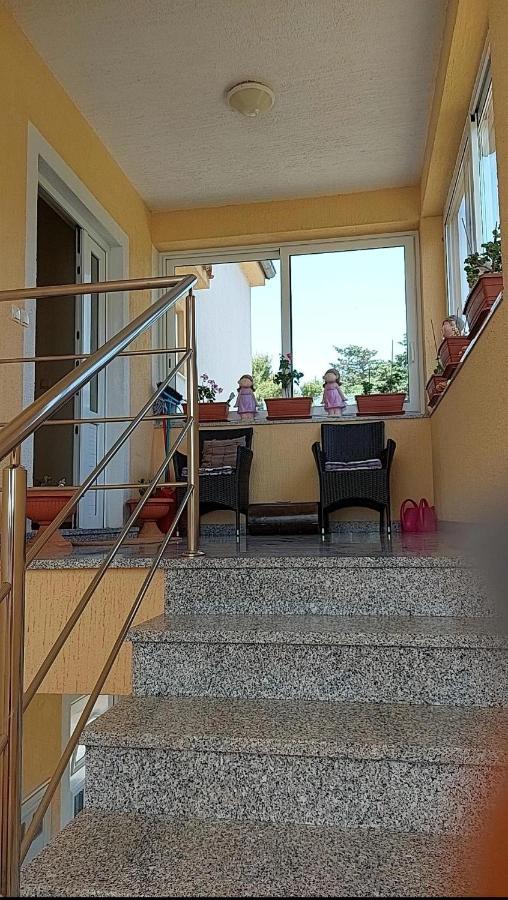 Apartmani Katarina Mundanije Buitenkant foto