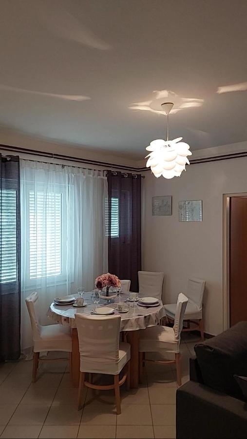 Apartmani Katarina Mundanije Buitenkant foto