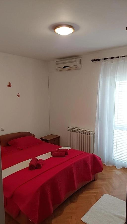 Apartmani Katarina Mundanije Buitenkant foto
